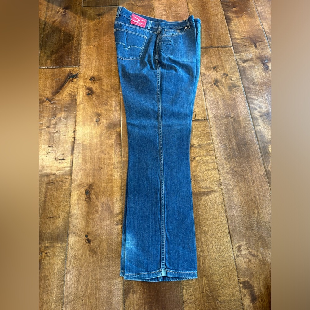 Kimes Ranch Chuck 38x36. 38W x 36L